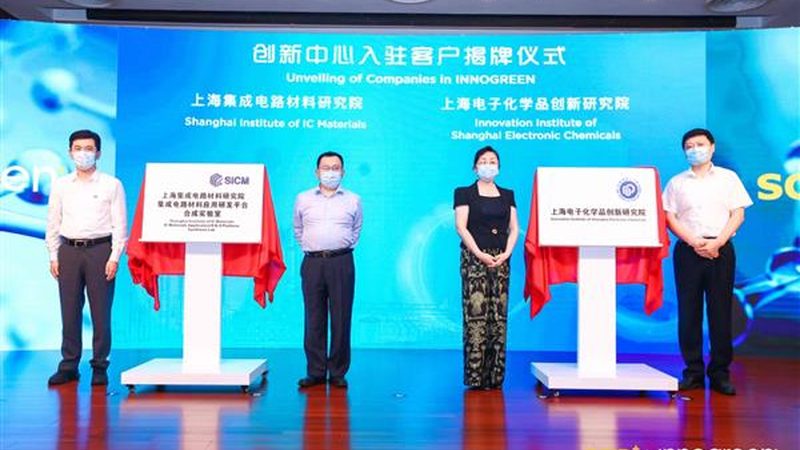 在选择代理商时，企业应关注以下几方面：