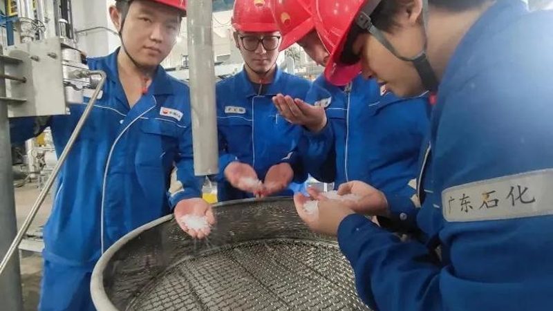 涂料用消泡剂批发，一桶价格几何？揭秘其成本构成与市场行情**